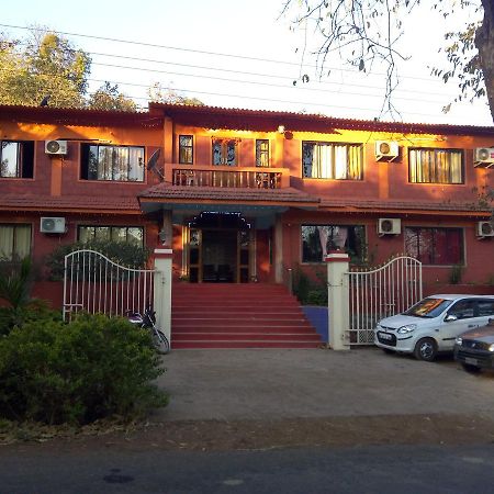 Om Shree Bed And Breakfast Harihareshwar Exteriér fotografie